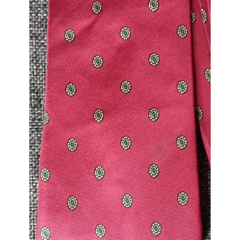 Strawbridge Clothier stay stylish